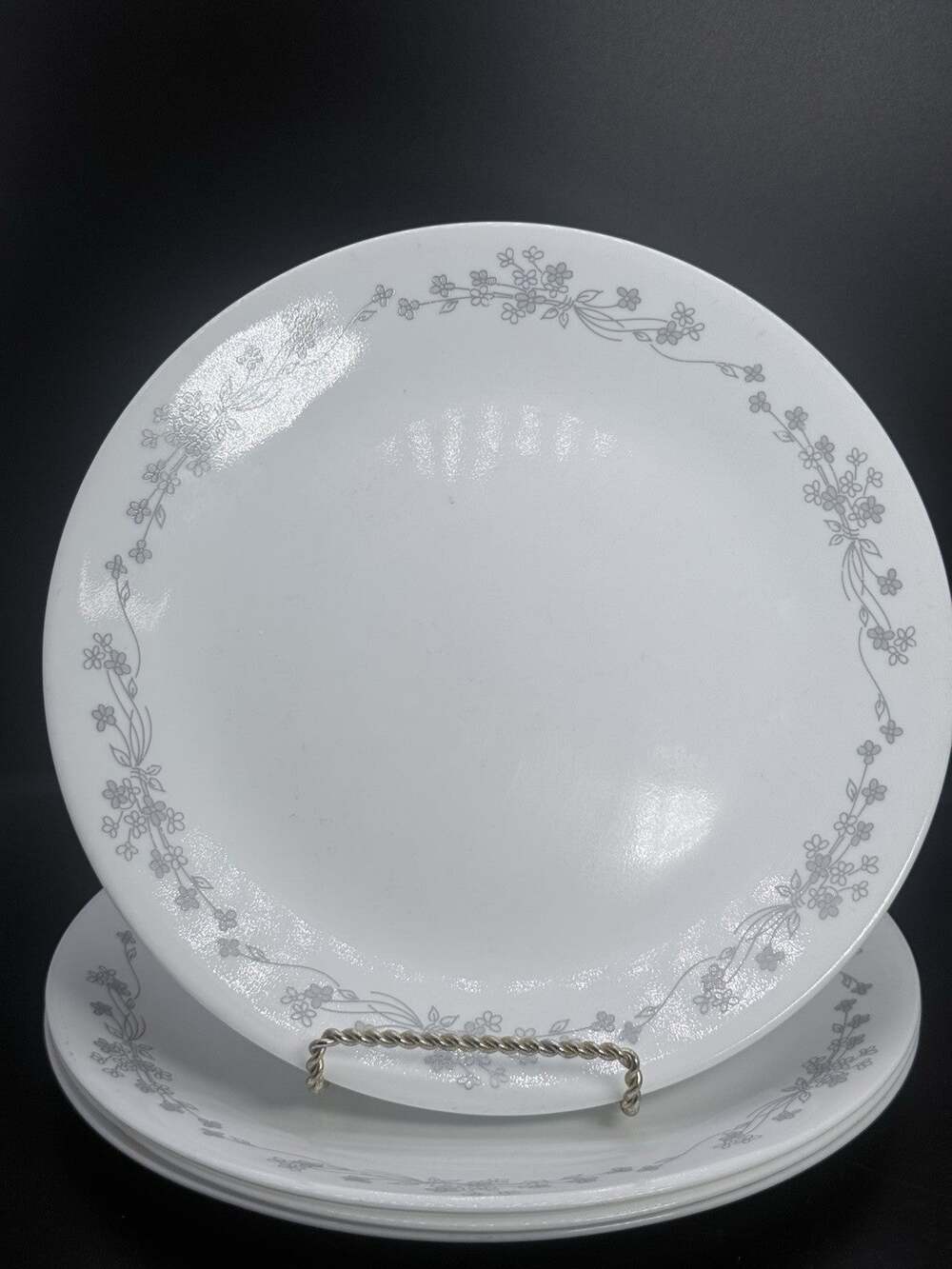 4 Corelle RIBBON BOUQUET Dinner Plates Gray Flowers 10.25”
